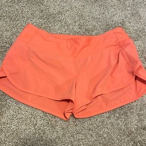 Lululemon hottie hot shorts 2in